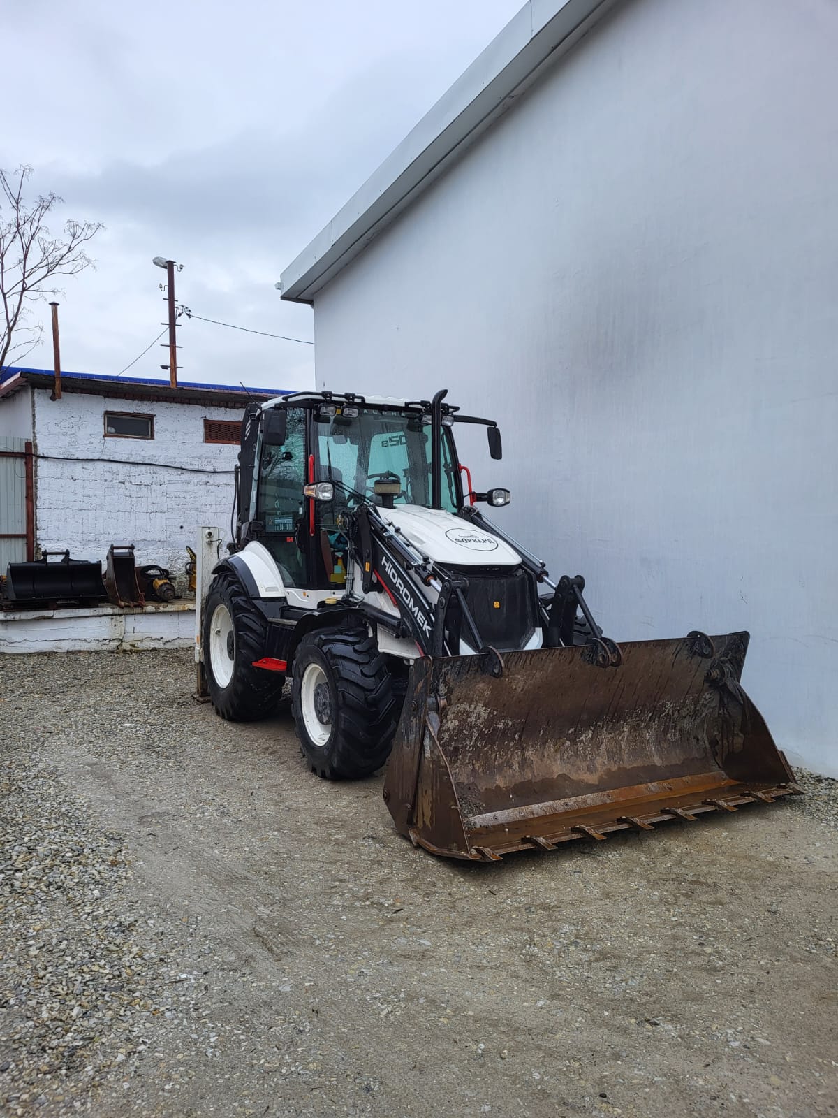 ����������-��������� Hidromek �� ����